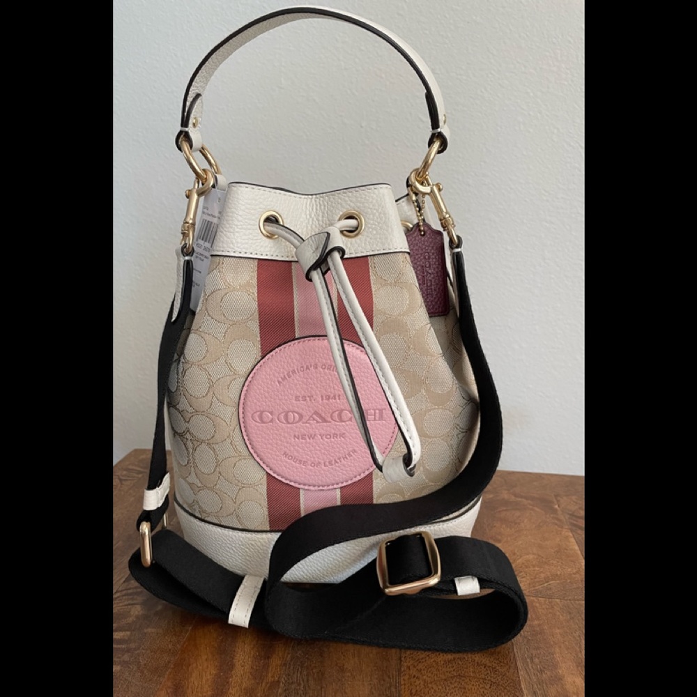 Coach Bucket Bag Dempsey Drawstring - Picture 7 of 10